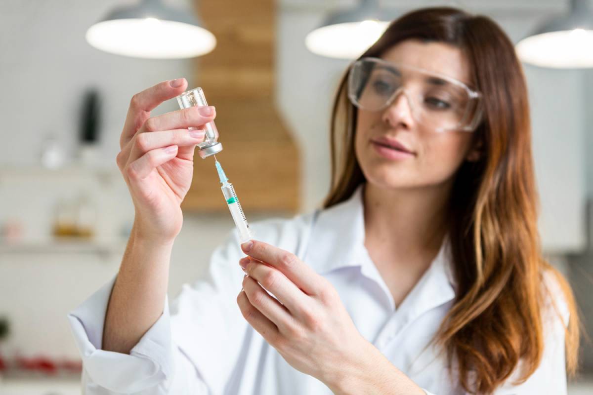 What Are Peptides? A Beginner-Friendly Guide + My Favorites