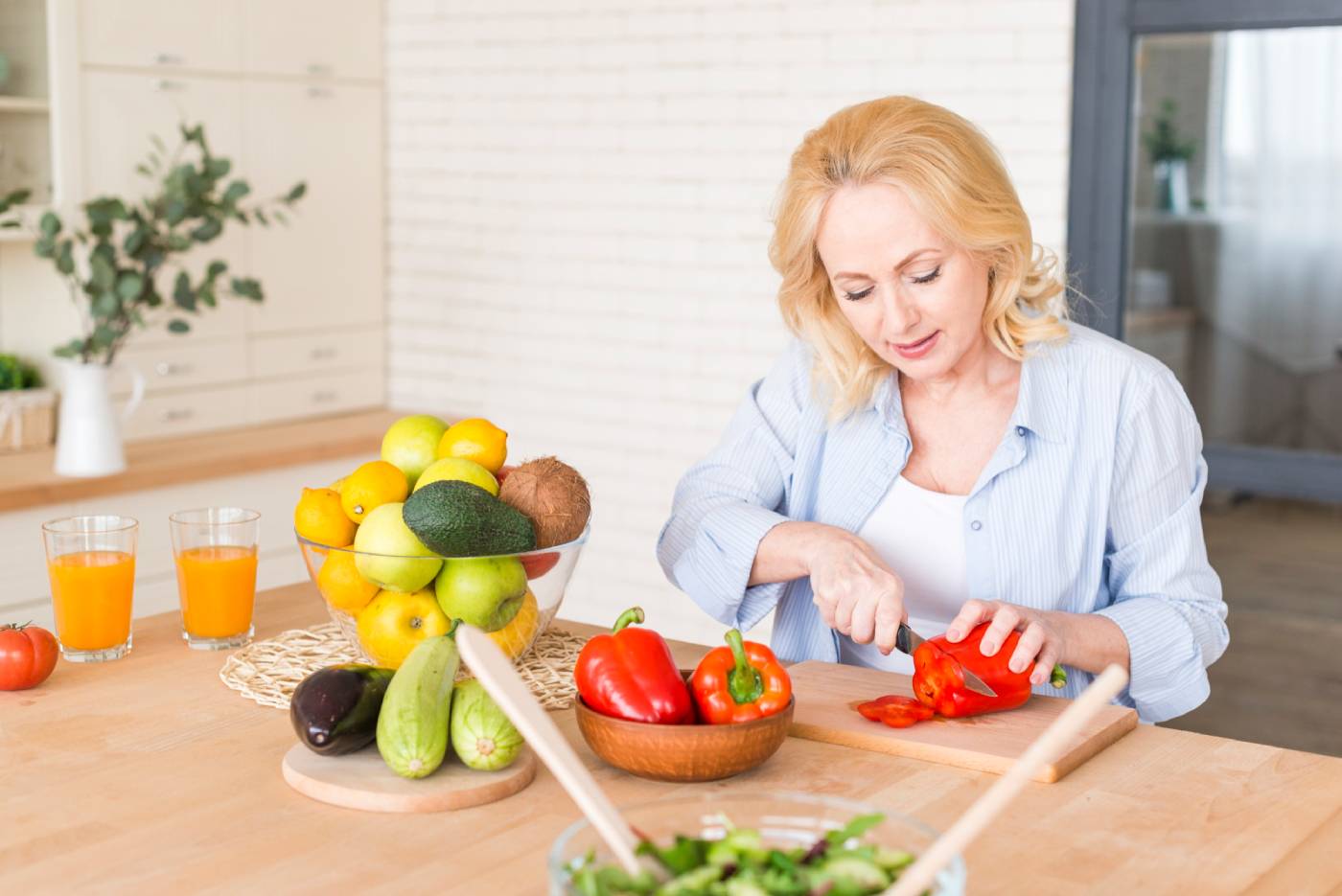 Best Diet for Women Going Through Menopause: Foods That Support Hormonal Health